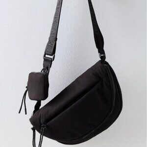 EUC - Free People Movement Hit The Trails Sling Bag in Black